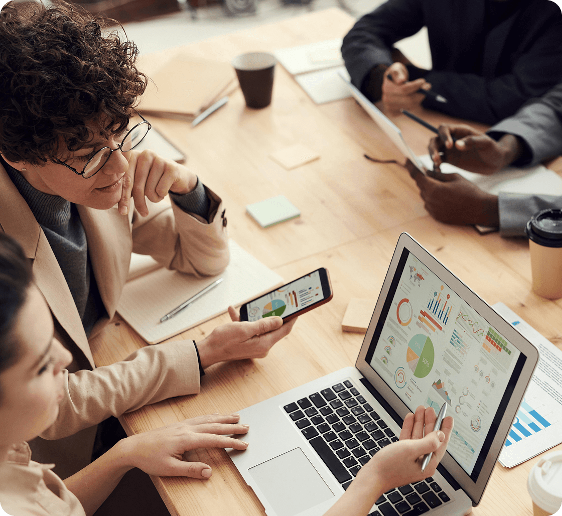 Data-driven customer insights enabling strategic business decisions and growth optimisation